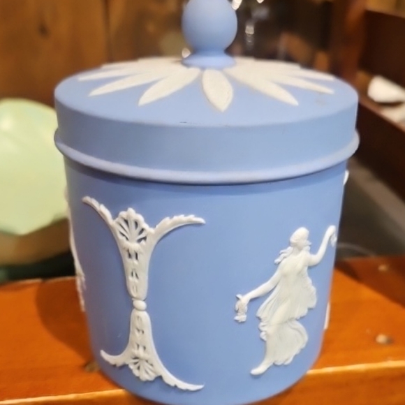 VTG WEDGWOOD ENGLAND BL JASPERWARE DOME LID & JAR - Picture 9 of 12